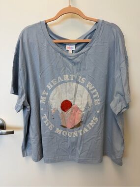LuLaRoe Boxy T - Short Sleeve Graphic
